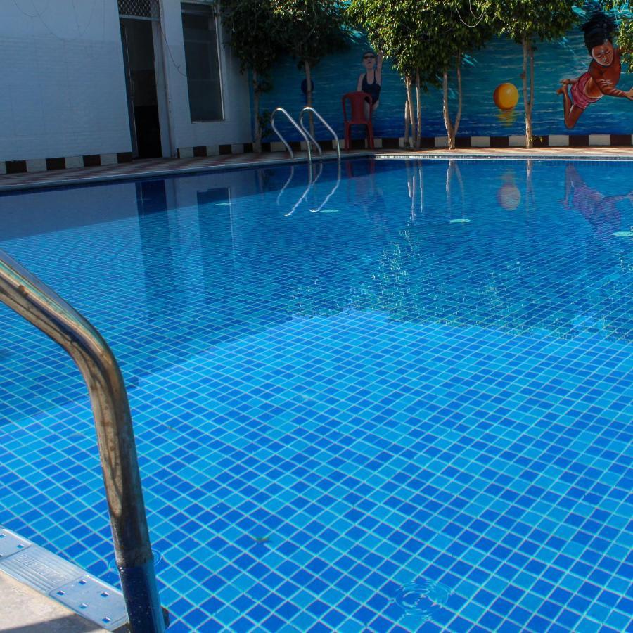 Inde Reva Resort Rishikesh ริชิเคช ภายนอก รูปภาพ