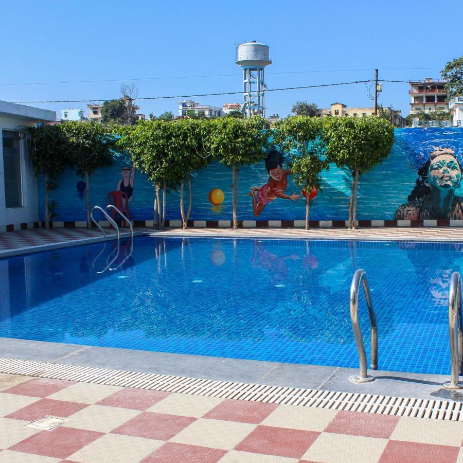Inde Reva Resort Rishikesh ริชิเคช ภายนอก รูปภาพ