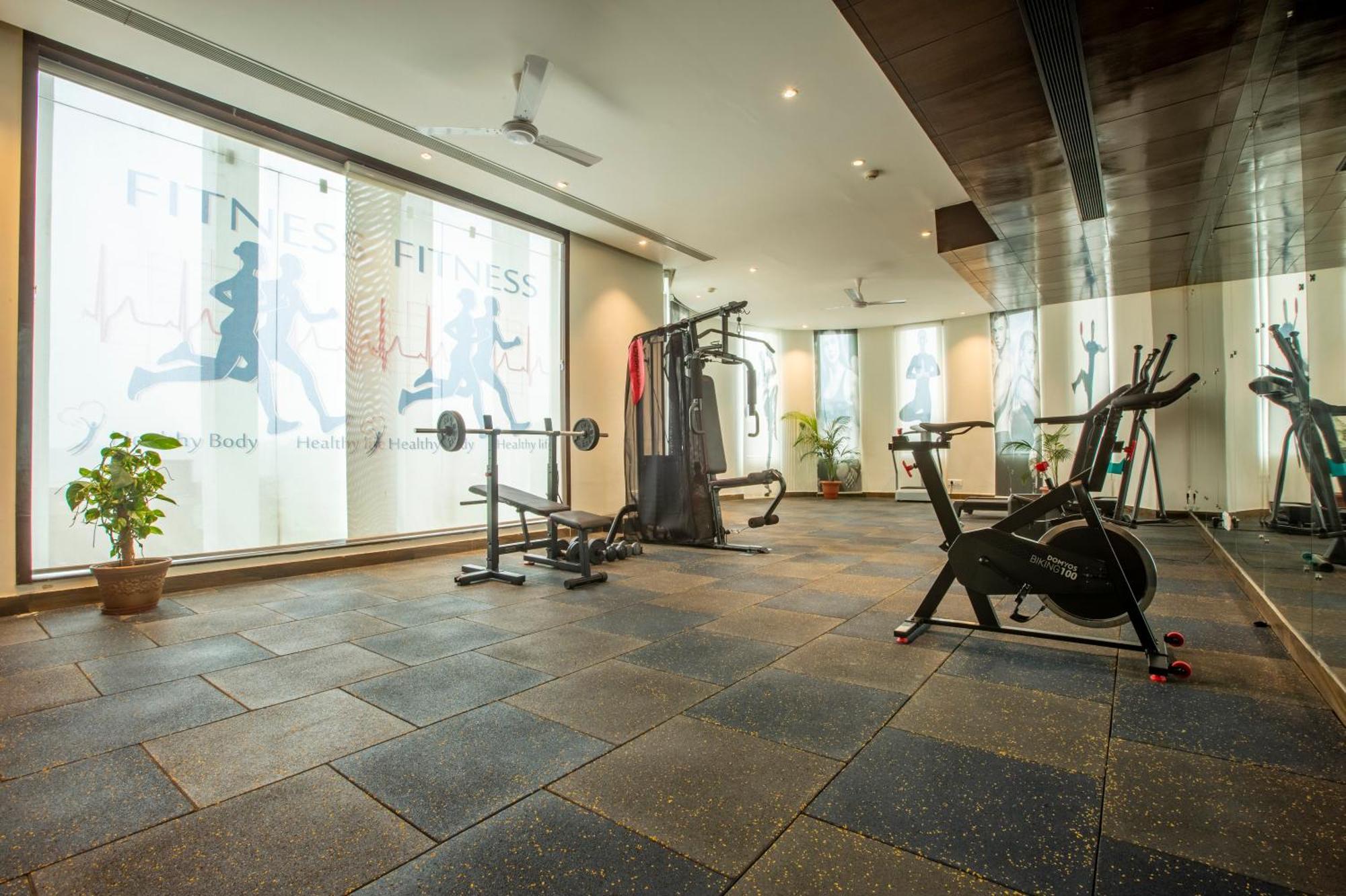 Inde Reva Resort Rishikesh ริชิเคช ภายนอก รูปภาพ