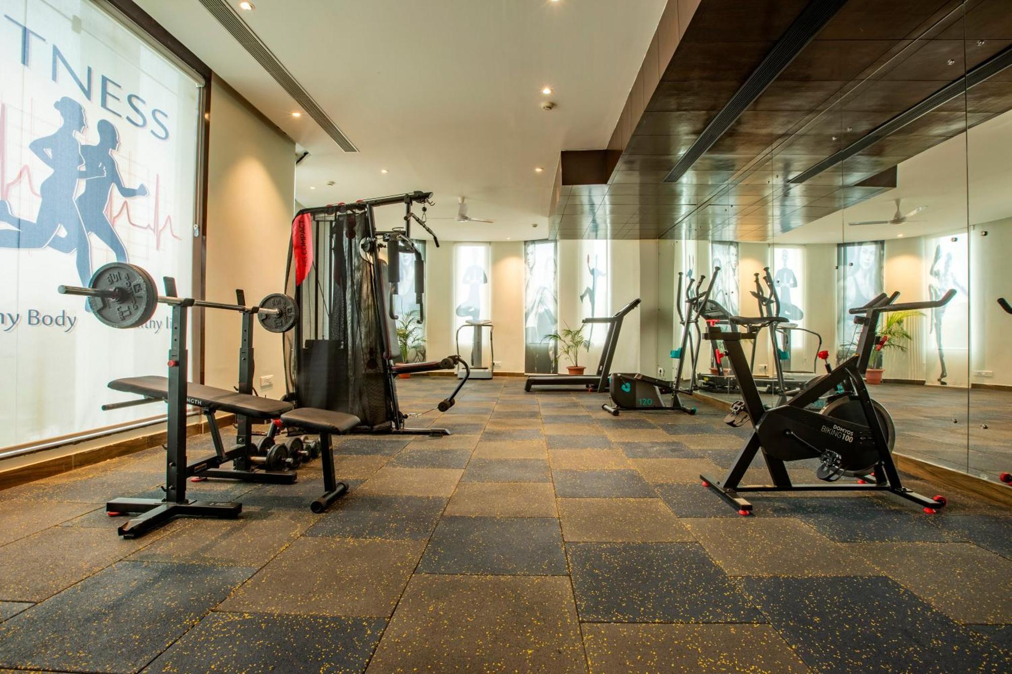 Inde Reva Resort Rishikesh ริชิเคช ภายนอก รูปภาพ