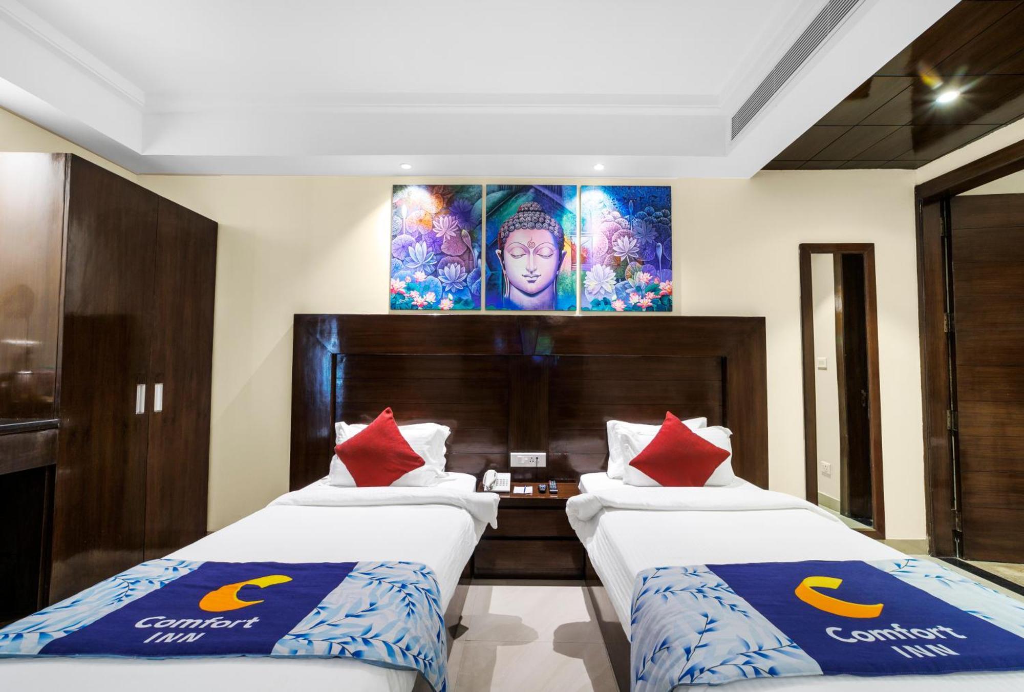 Inde Reva Resort Rishikesh ริชิเคช ภายนอก รูปภาพ